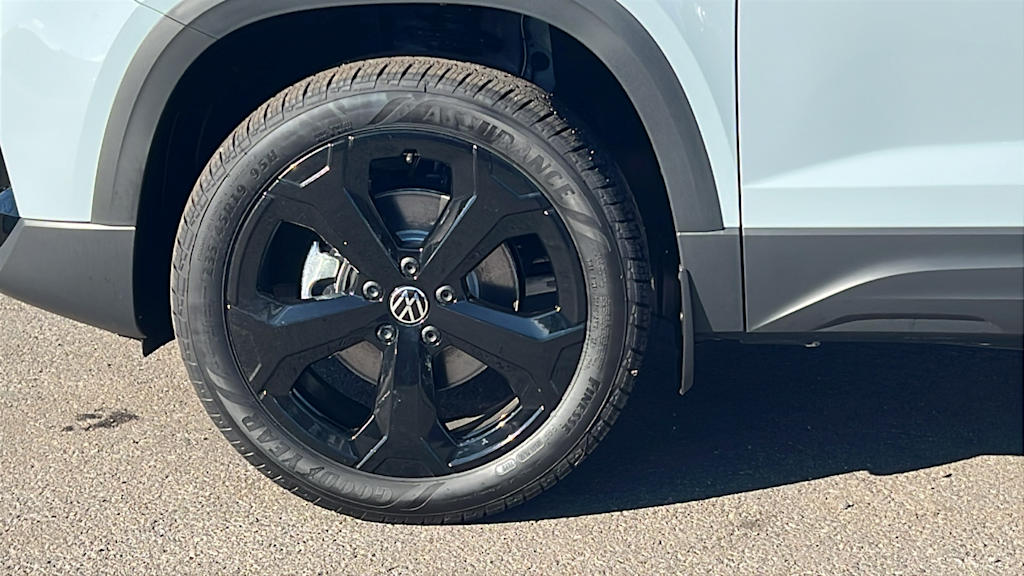 Thumbnail: 2026 Volkswagen Taos - 8