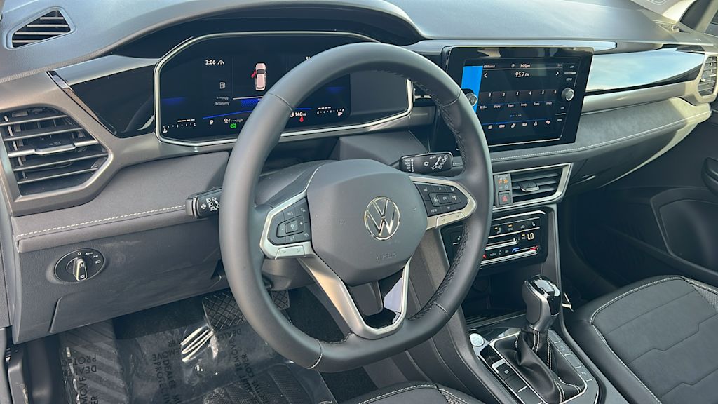 Thumbnail: 2026 Volkswagen Taos - 2