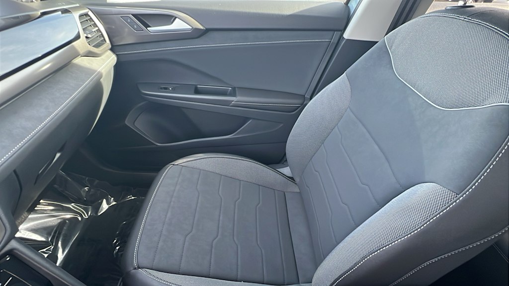 Thumbnail: 2026 Volkswagen Taos - 11