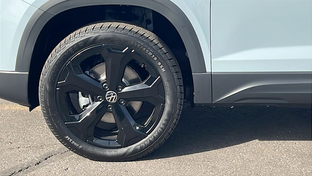 Thumbnail: 2026 Volkswagen Taos - 8