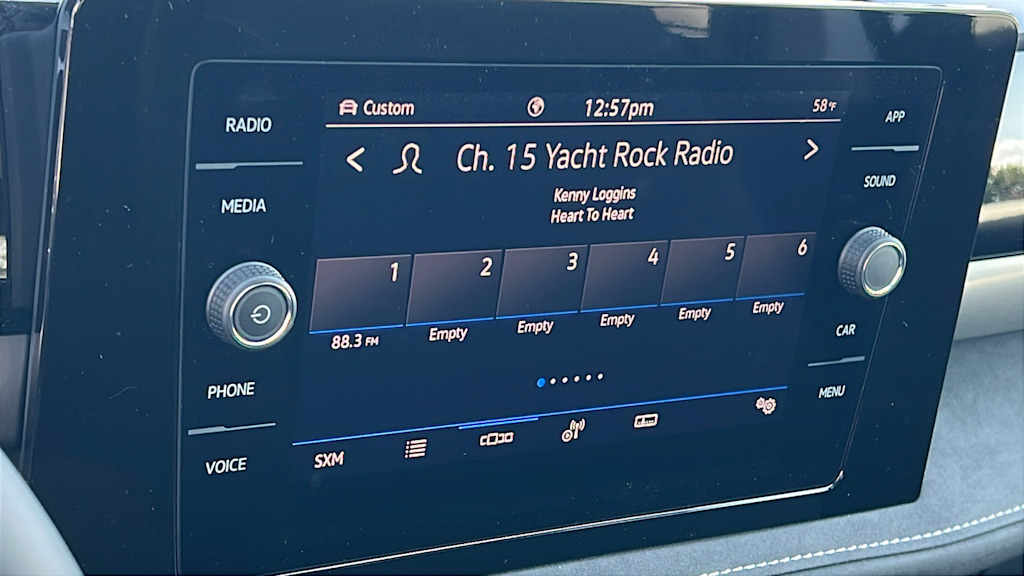 Thumbnail: 2025 Volkswagen Taos - 14