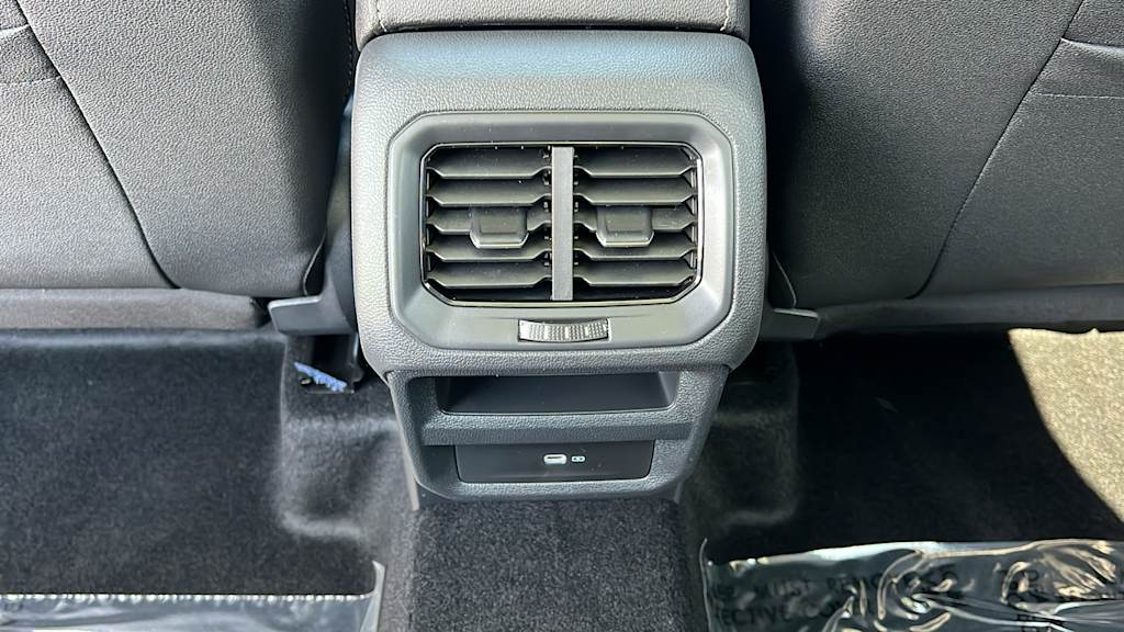 Thumbnail: 2025 Volkswagen Taos - 30