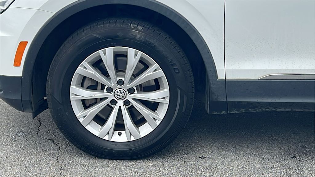 Thumbnail: 2018 Volkswagen Tiguan - 7