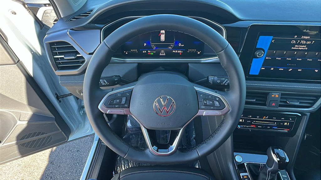 Thumbnail: 2026 Volkswagen Taos - 9