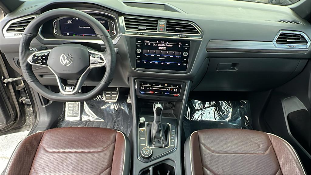 Thumbnail: 2022 Volkswagen Tiguan - 13