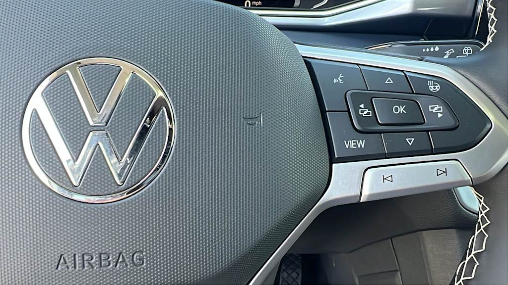 Thumbnail: 2025 Volkswagen Taos - 27