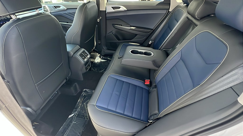 Thumbnail: 2025 Volkswagen Taos - 12