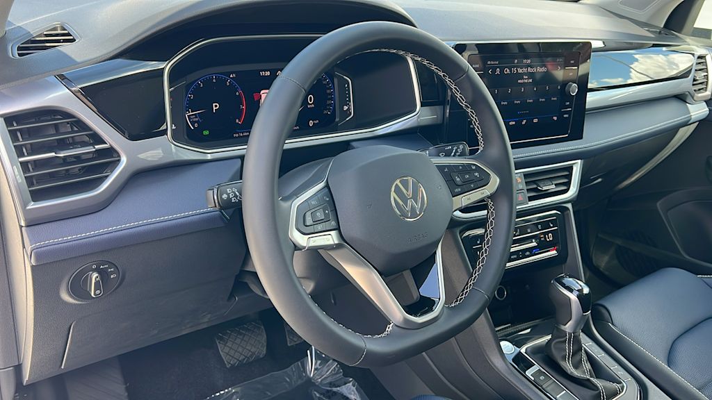 Thumbnail: 2025 Volkswagen Taos - 2