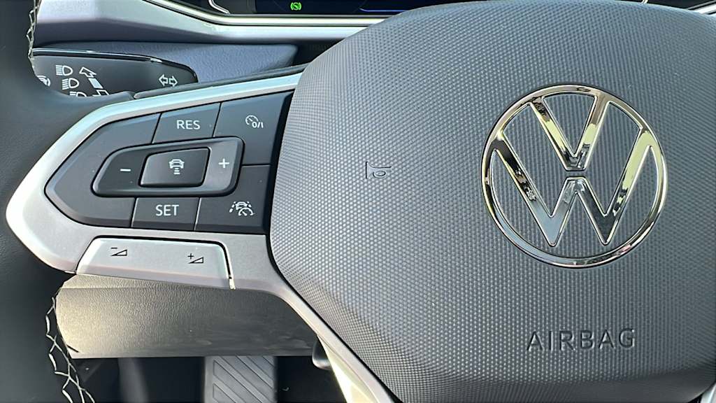 Thumbnail: 2025 Volkswagen Taos - 26