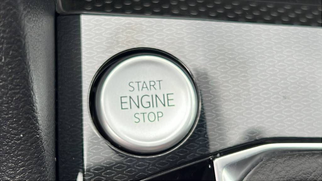 Thumbnail: 2025 Volkswagen Taos - 25