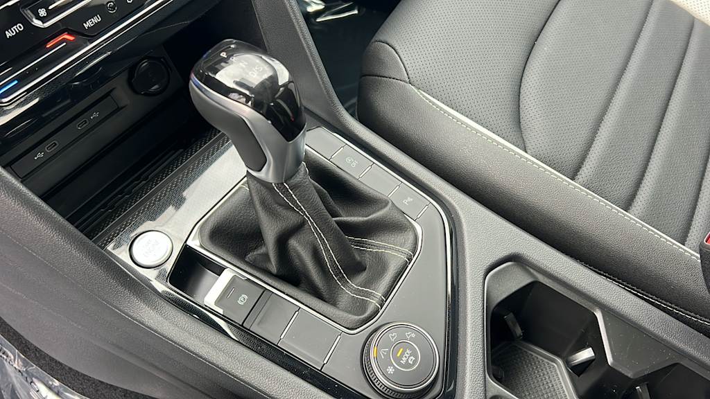 Thumbnail: 2025 Volkswagen Taos - 14