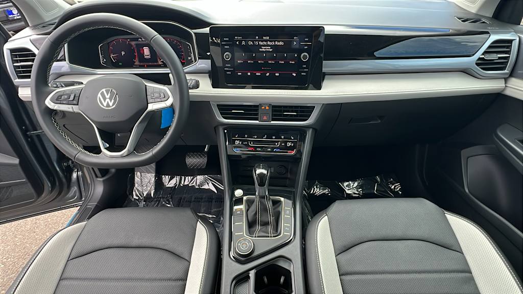 Thumbnail: 2025 Volkswagen Taos - 12