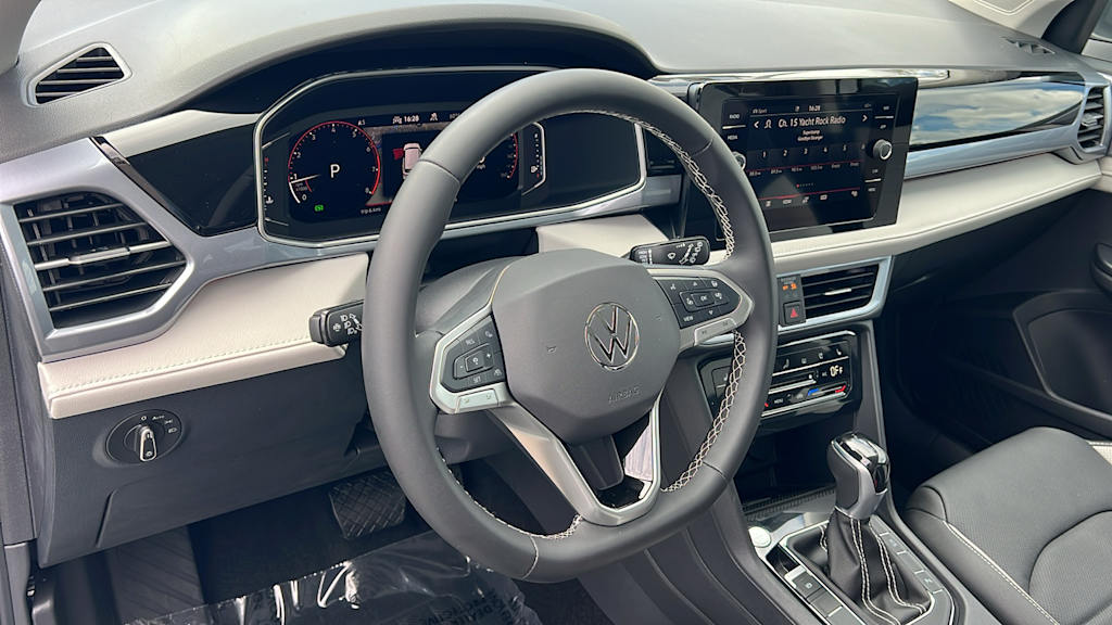 Thumbnail: 2025 Volkswagen Taos - 2