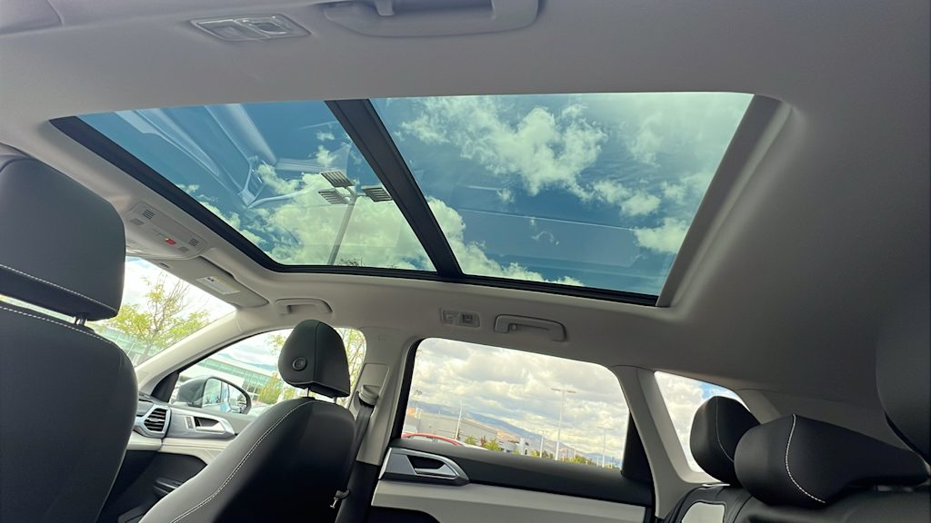 Thumbnail: 2025 Volkswagen Taos - 31