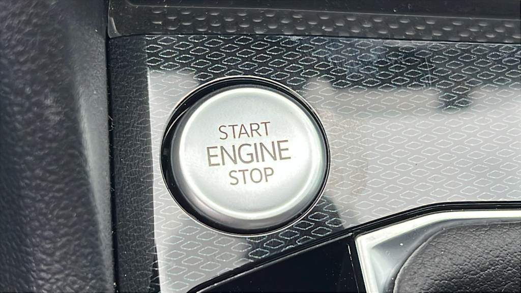 Thumbnail: 2025 Volkswagen Taos - 24