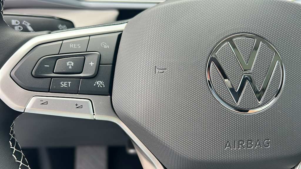 Thumbnail: 2025 Volkswagen Taos - 25