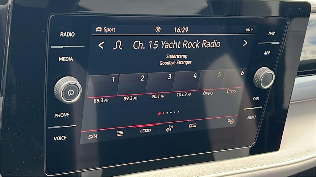 Thumbnail: 2025 Volkswagen Taos - 13