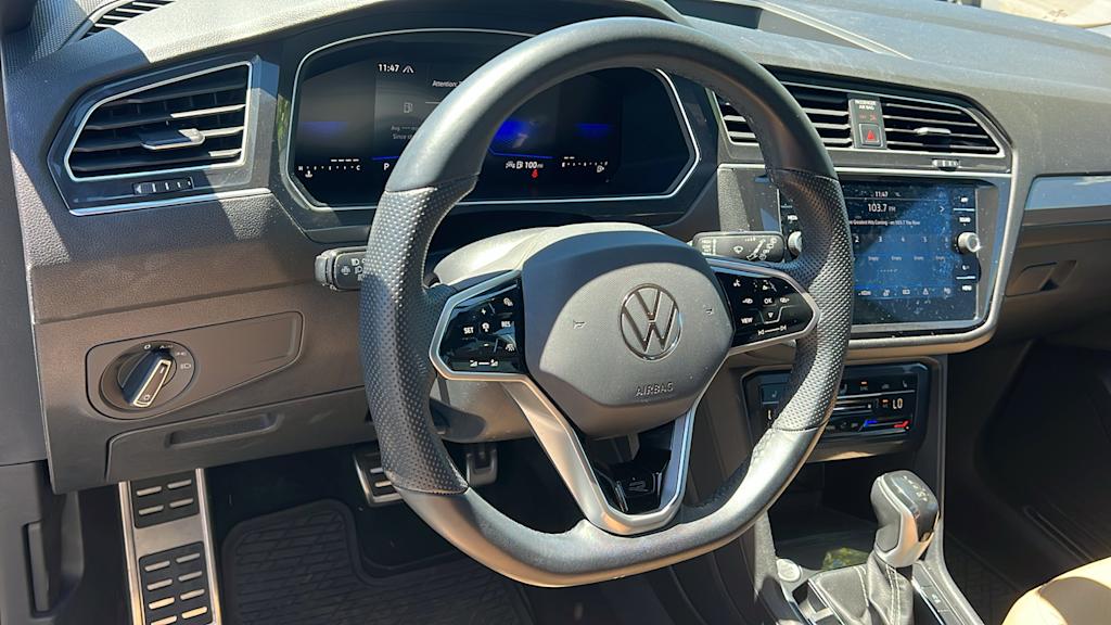Thumbnail: 2023 Volkswagen Tiguan - 2
