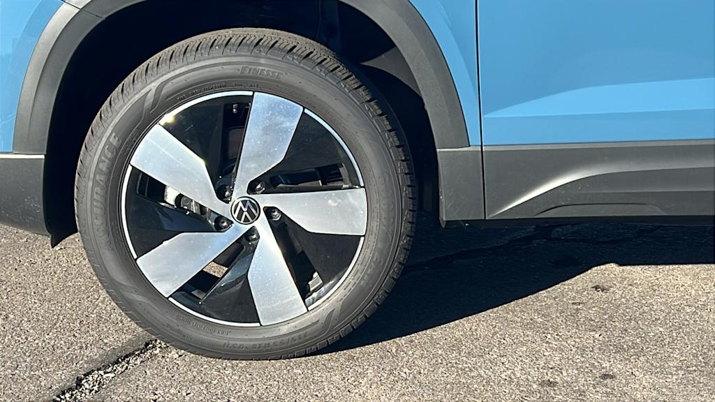 Thumbnail: 2025 Volkswagen Taos - 6