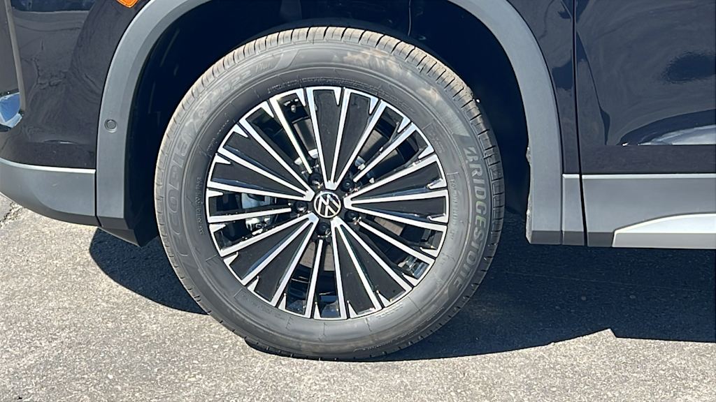 Thumbnail: 2026 Volkswagen Tiguan - 7