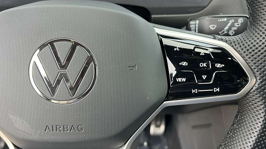 Thumbnail: 2023 Volkswagen Tiguan - 27