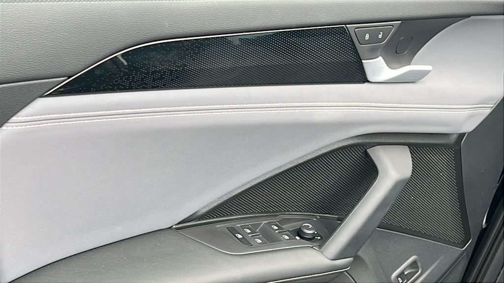 Thumbnail: 2025 Volkswagen Tiguan - 28
