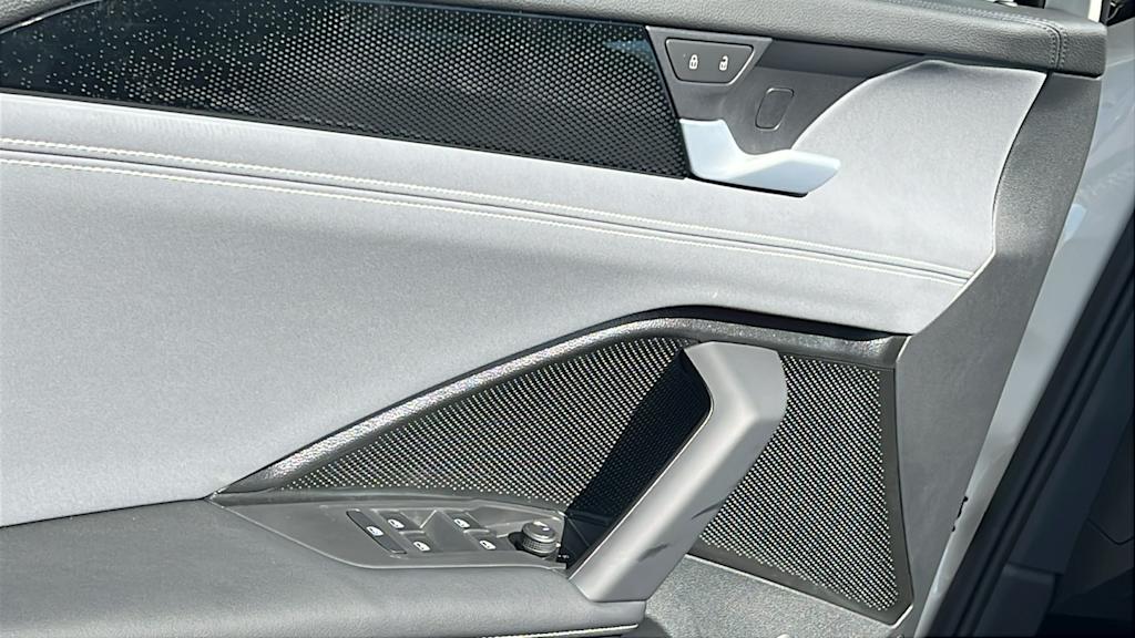 Thumbnail: 2026 Volkswagen Tiguan - 26