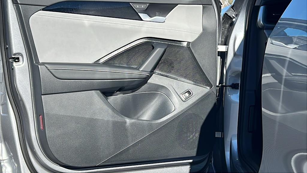 Thumbnail: 2026 Volkswagen Tiguan - 28