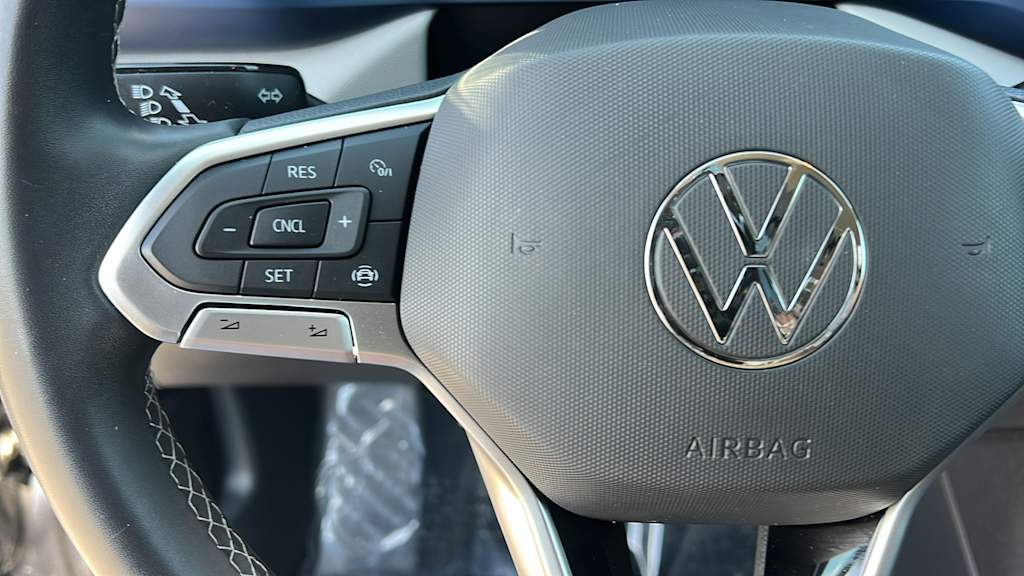 Thumbnail: 2022 Volkswagen Taos - 24