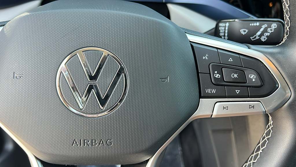 Thumbnail: 2022 Volkswagen Taos - 25