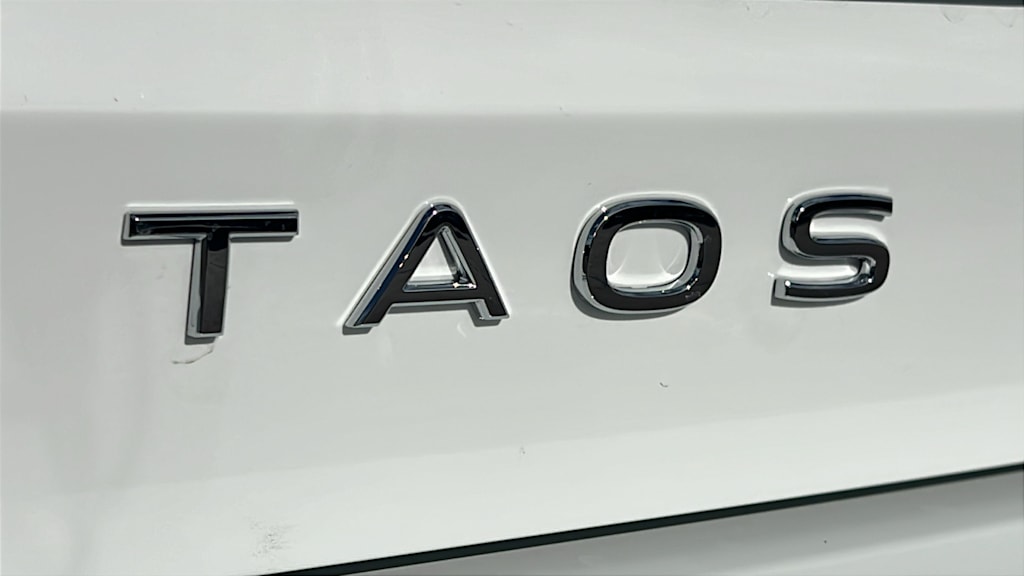 Thumbnail: 2026 Volkswagen Taos - 7