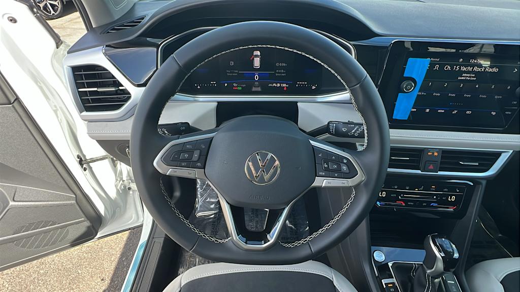 Thumbnail: 2026 Volkswagen Taos - 9