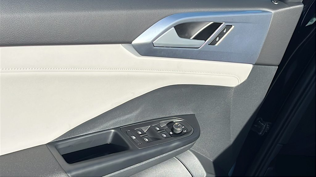 Thumbnail: 2026 Volkswagen Taos - 27