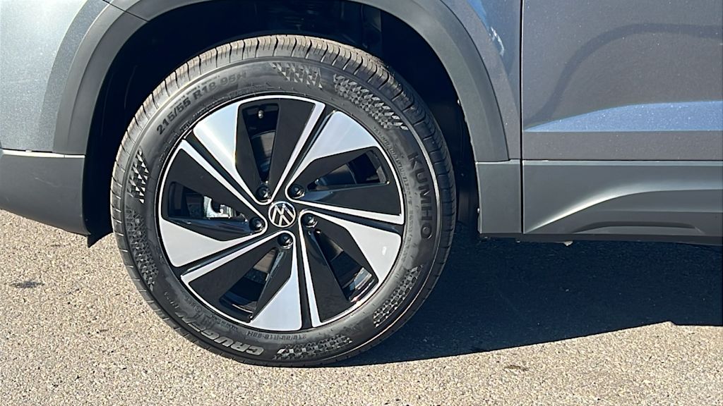 Thumbnail: 2026 Volkswagen Taos - 7