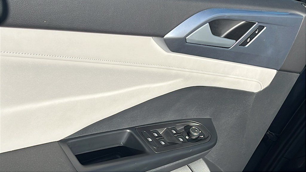 Thumbnail: 2025 Volkswagen Taos - 27