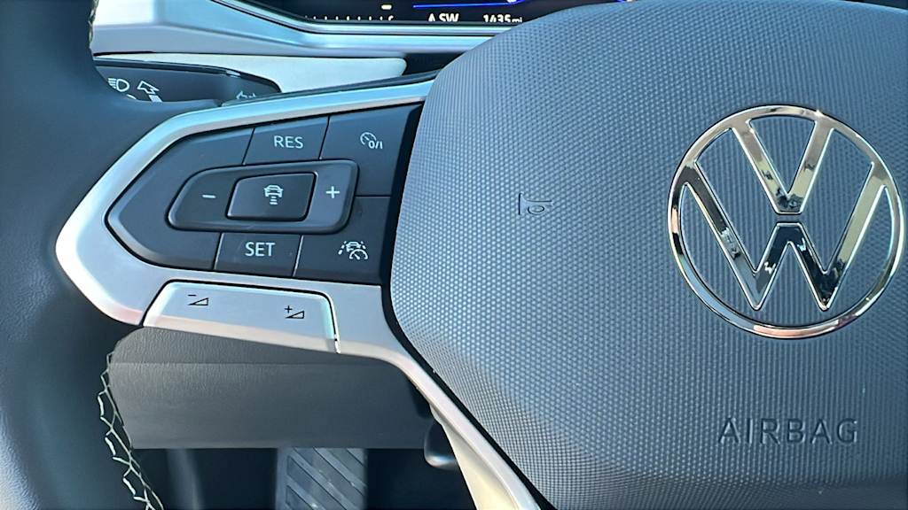 Thumbnail: 2025 Volkswagen Taos - 25