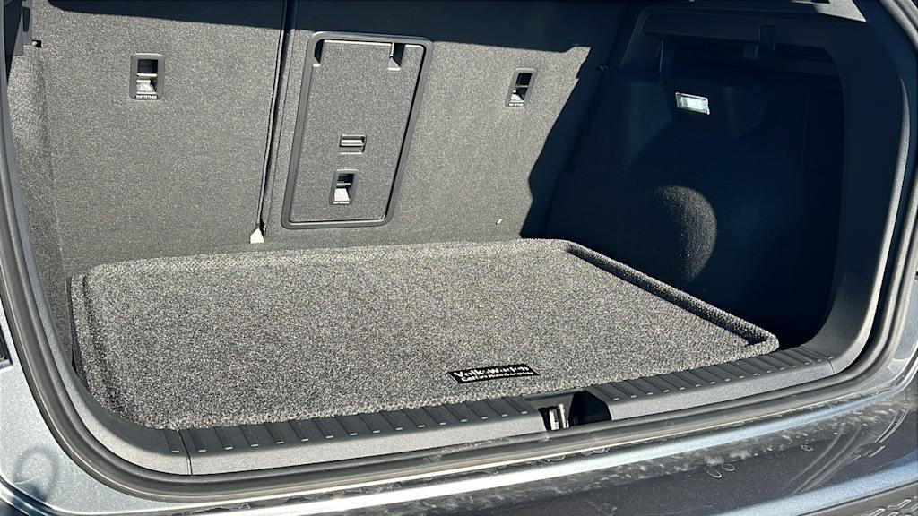 Thumbnail: 2025 Volkswagen Taos - 16