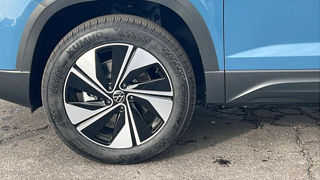 Thumbnail: 2026 Volkswagen Taos - 8