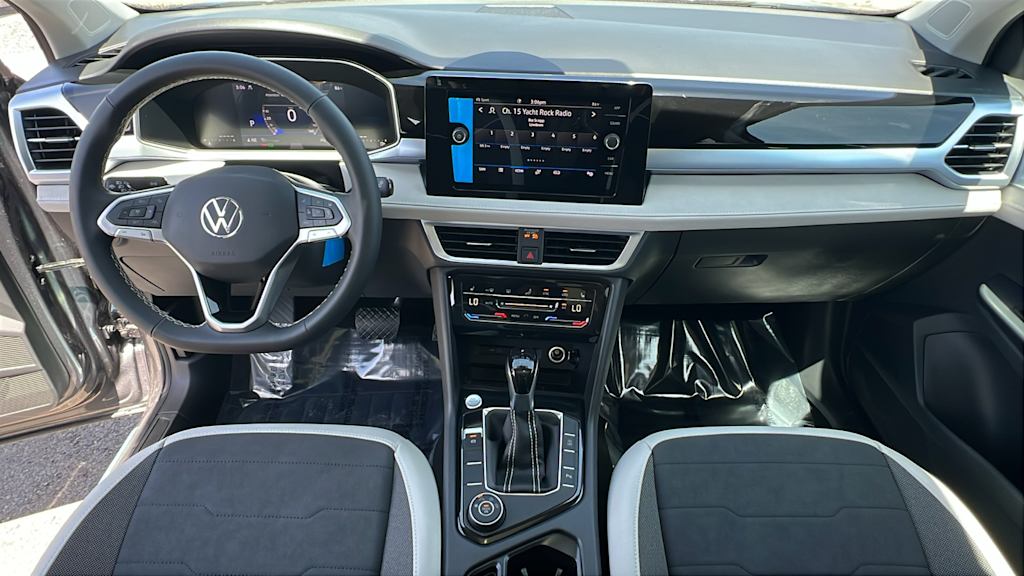 Thumbnail: 2026 Volkswagen Taos - 12