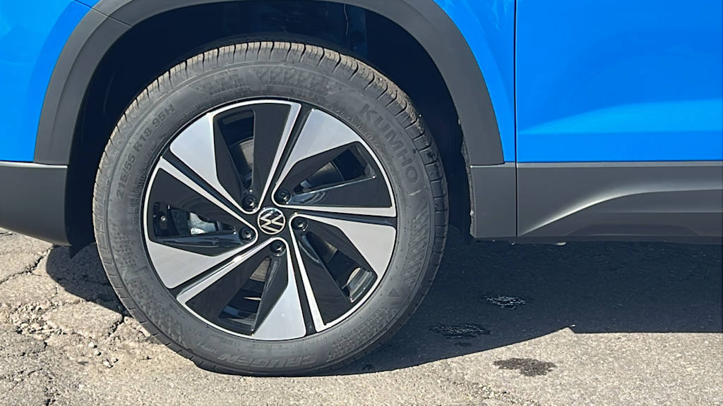 Thumbnail: 2026 Volkswagen Taos - 8