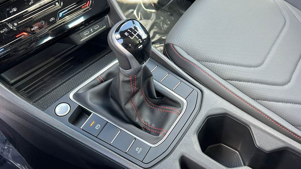 Thumbnail: 2026 Volkswagen Jetta - 14