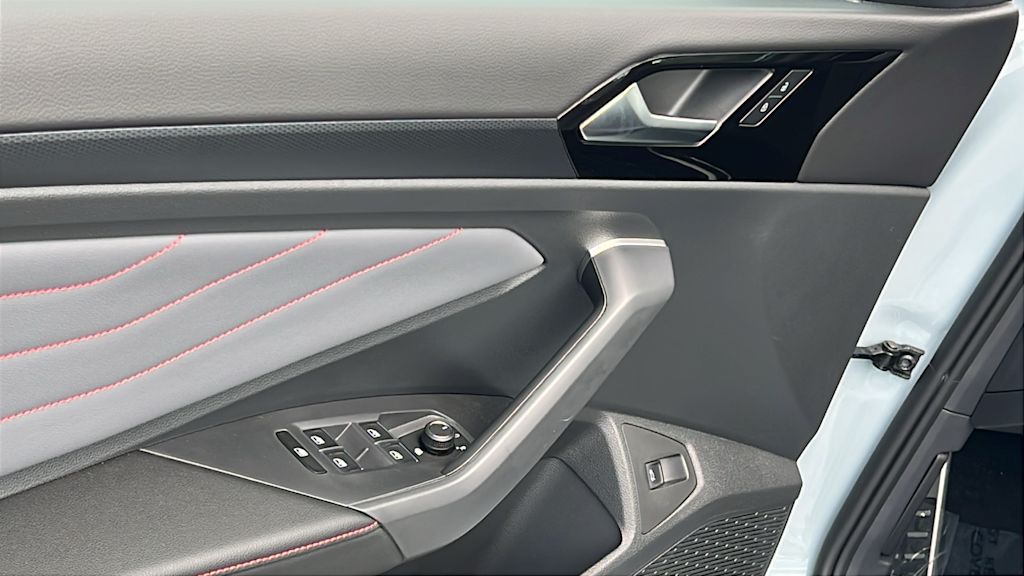 Thumbnail: 2026 Volkswagen Jetta - 28