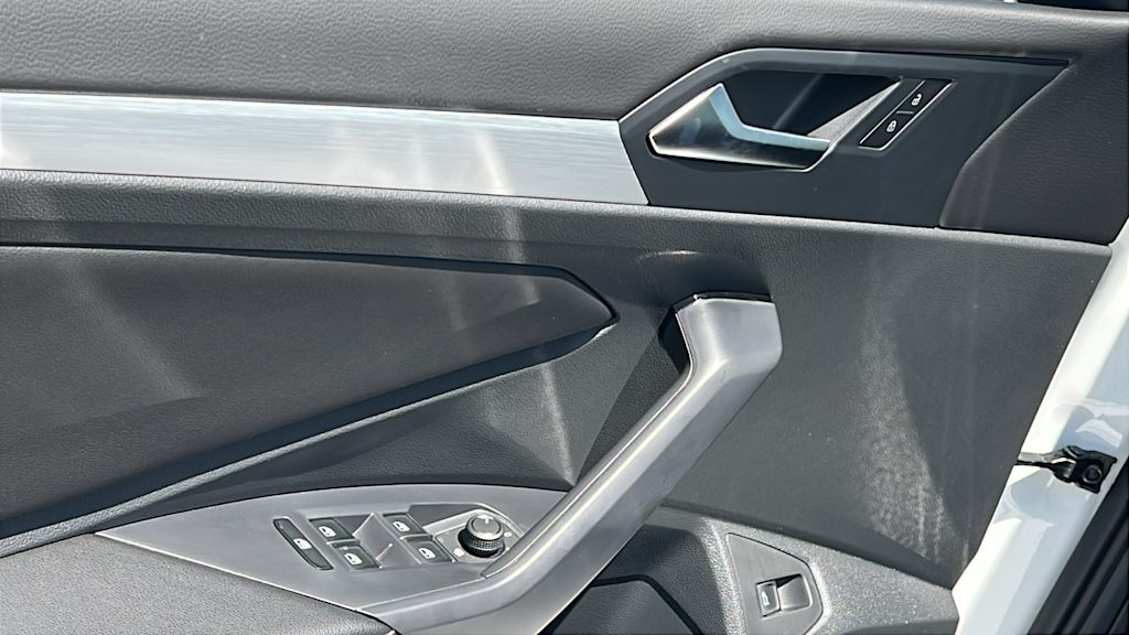 Thumbnail: 2026 Volkswagen Jetta - 27