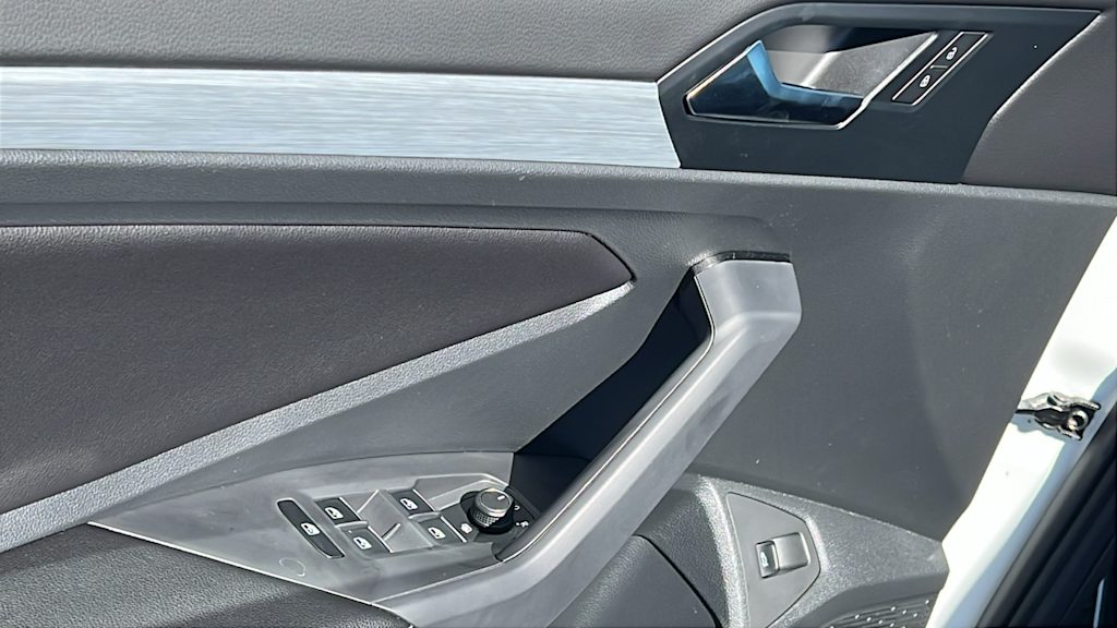 Thumbnail: 2026 Volkswagen Jetta - 27