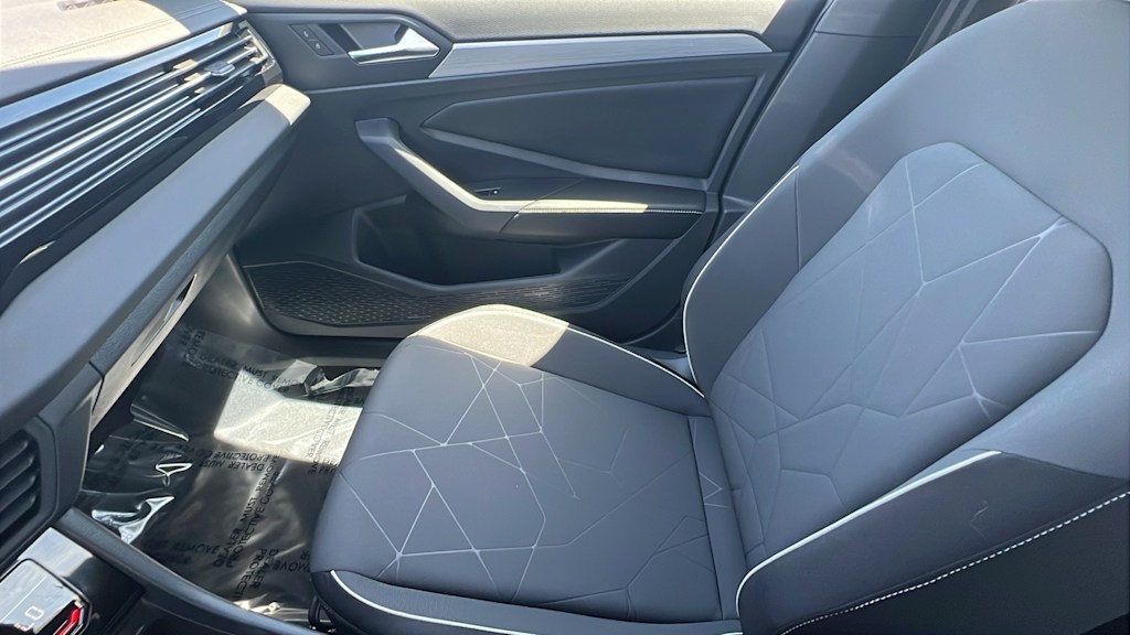 Thumbnail: 2026 Volkswagen Jetta - 10