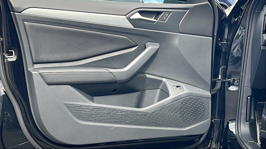 Thumbnail: 2026 Volkswagen Jetta - 28