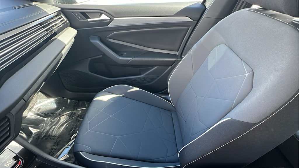 Thumbnail: 2026 Volkswagen Jetta - 11