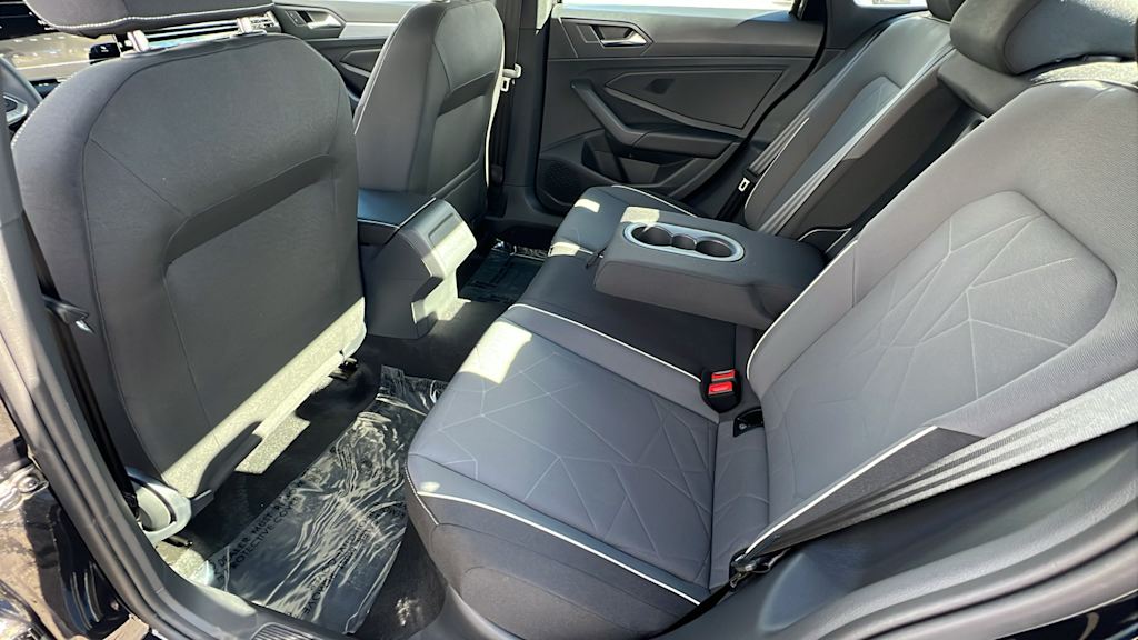 Thumbnail: 2026 Volkswagen Jetta - 12