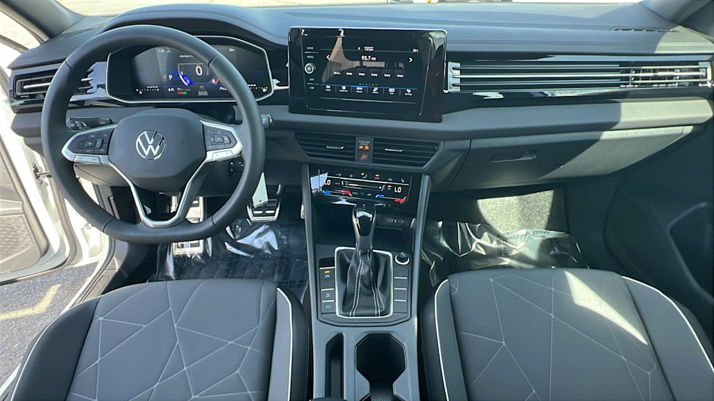 Thumbnail: 2026 Volkswagen Jetta - 13