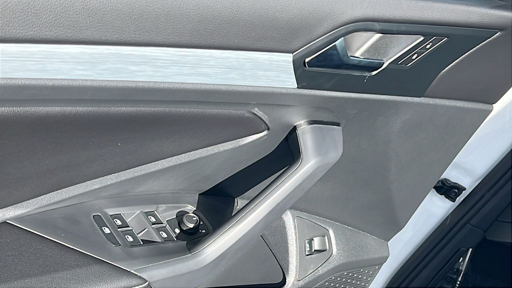 Thumbnail: 2026 Volkswagen Jetta - 27